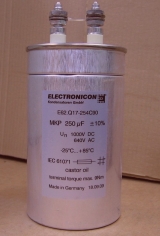 Конденсатор  E62.Q17-254C90