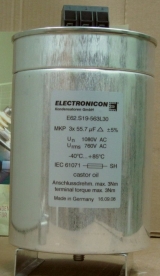 Конденсатор  E62.S19-563L30